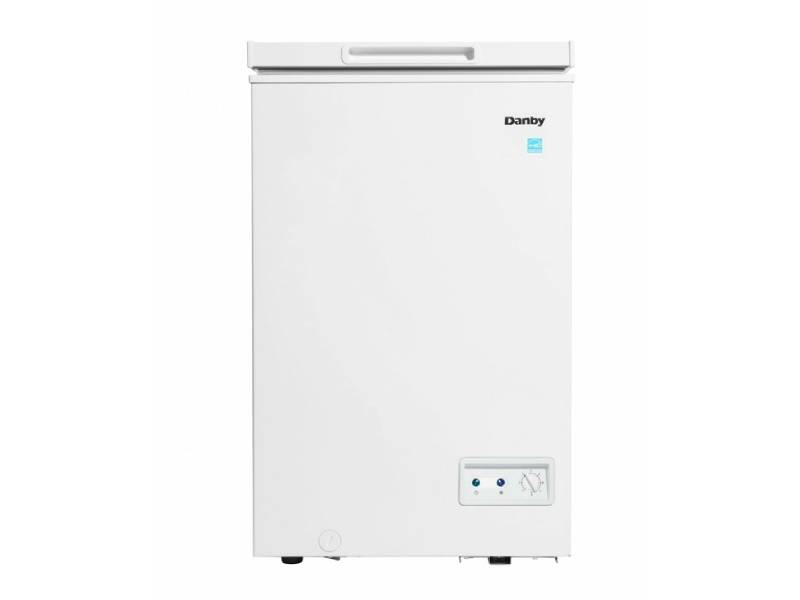 20" Danby 3.5 Cu. Ft. Chest Freezer in White - DCF035A5WDB
