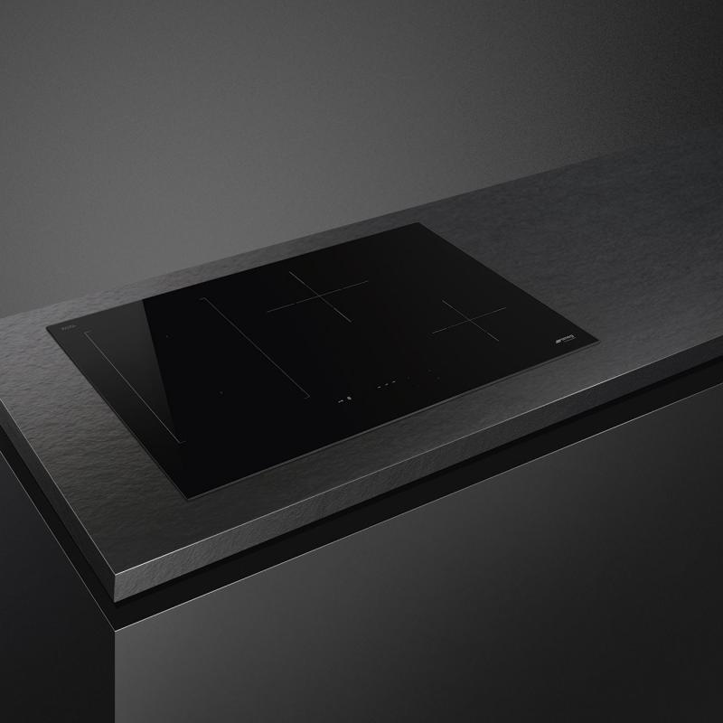30" SMEG Universal Induction Cooktop in Black - SIMU330D