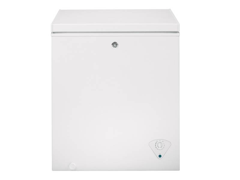 25" GE 5.1 Cu. Ft. Manual Defrost Chest Freezer - FCM5STWW