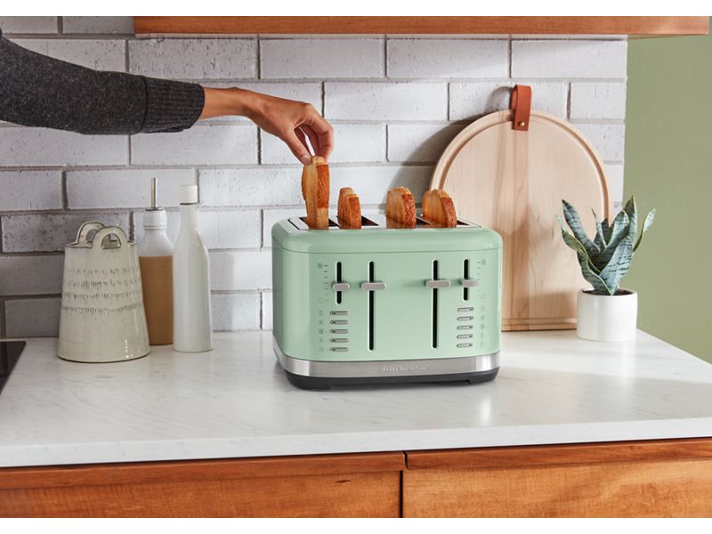 KitchenAid 4 Slice Toaster in Pistachio - KMT4109PT