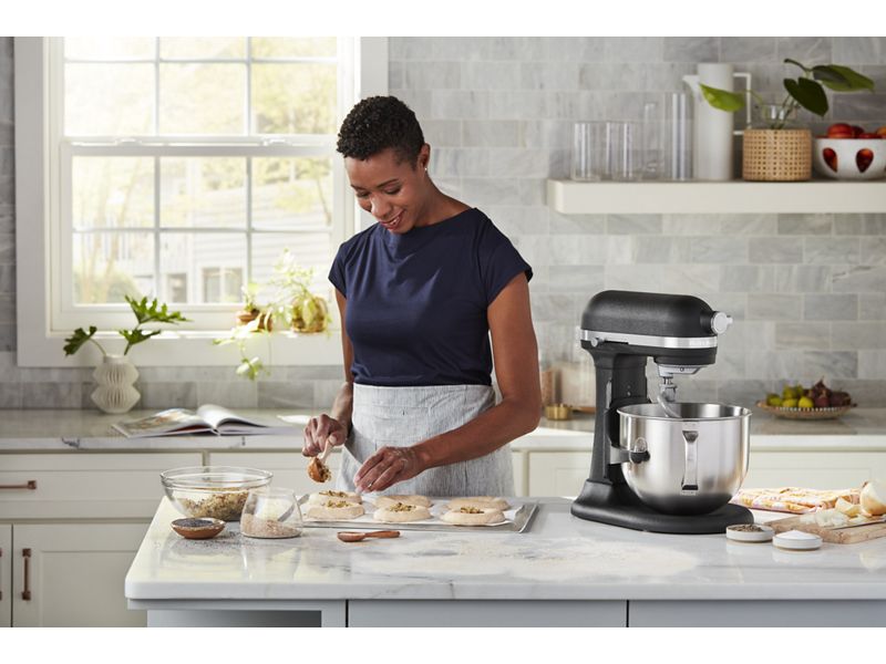 KitchenAid 7 Quart Bowl-Lift Stand Mixer - KSM70SKXXBK