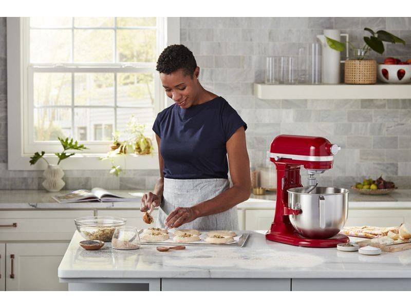 KitchenAid 7 Quart Bowl-Lift Stand Mixer - KSM70SKXXER