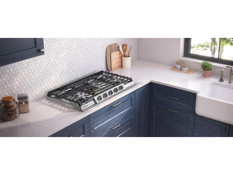 36" Frigidaire Professional Gas Cooktop - PCCG3680AS