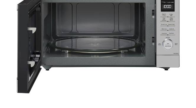 22" Panasonic 1.6 Cu. Ft. Countertop Microwave Oven - NNSD78LSC