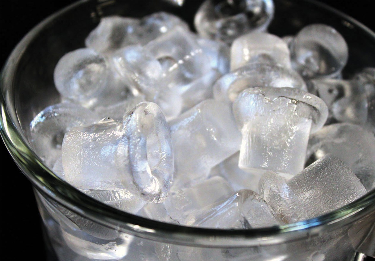 15" Perlick Compliant Series Clear Ice Maker in Panel Ready - HA15CIW