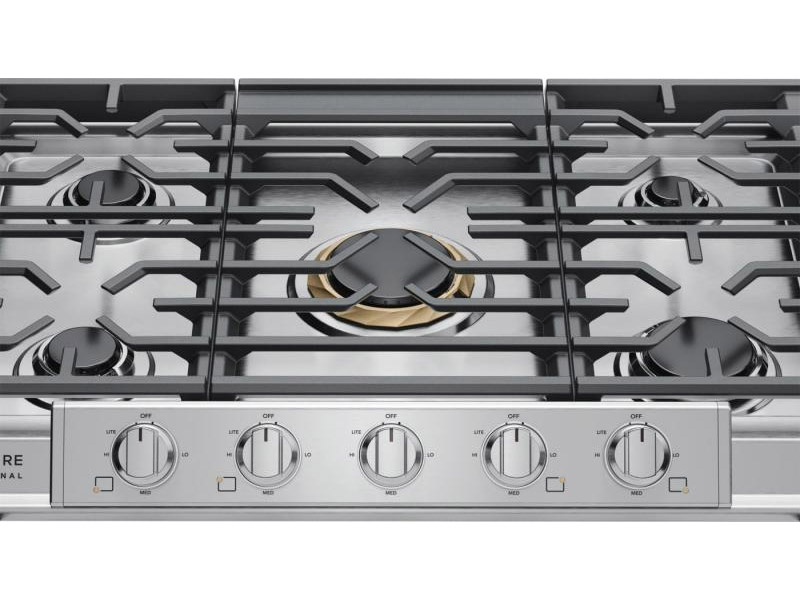 30" Frigidaire Professional 5 Burner Gas Cooktop in Stainless Steel - PCCG3080AS