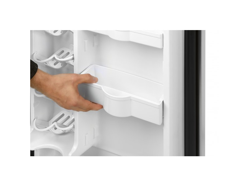 21" Danby 4.4 cu.ft Capacity Compact Refrigerator - DAR044A4BSLDD