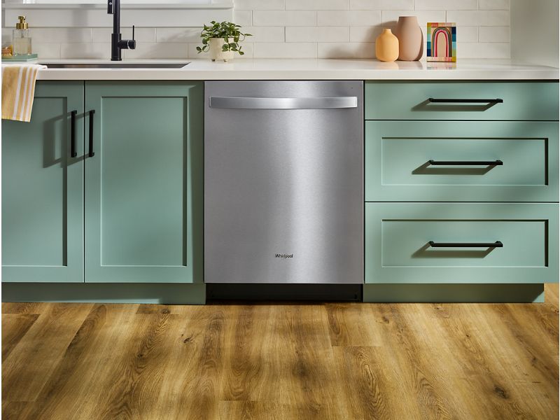 24" Whirlpool Built-in Dishwasher with Total Coverage Wash Action - WDTS8024SZ