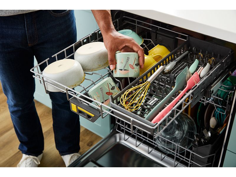 24" Whirlpool Built-in Dishwasher with Total Coverage Wash Action - WDPS8024SZ