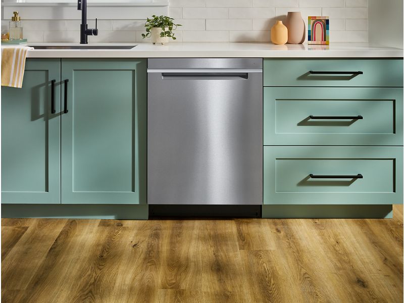 24" Whirlpool Built-in Dishwasher with Total Coverage Wash Action - WDPS8024SZ